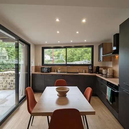 Maison Renovee Avec Terrasse Et Balcon A - Fr-1-582-539 Εξοχικό σπίτι *
