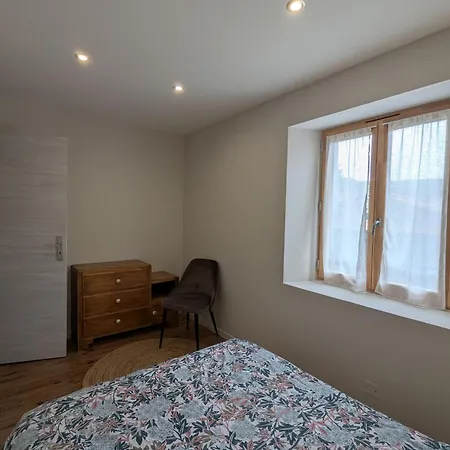 Εξοχικό σπίτι Maison Renovee Avec Terrasse Et Balcon A - Fr-1-582-539